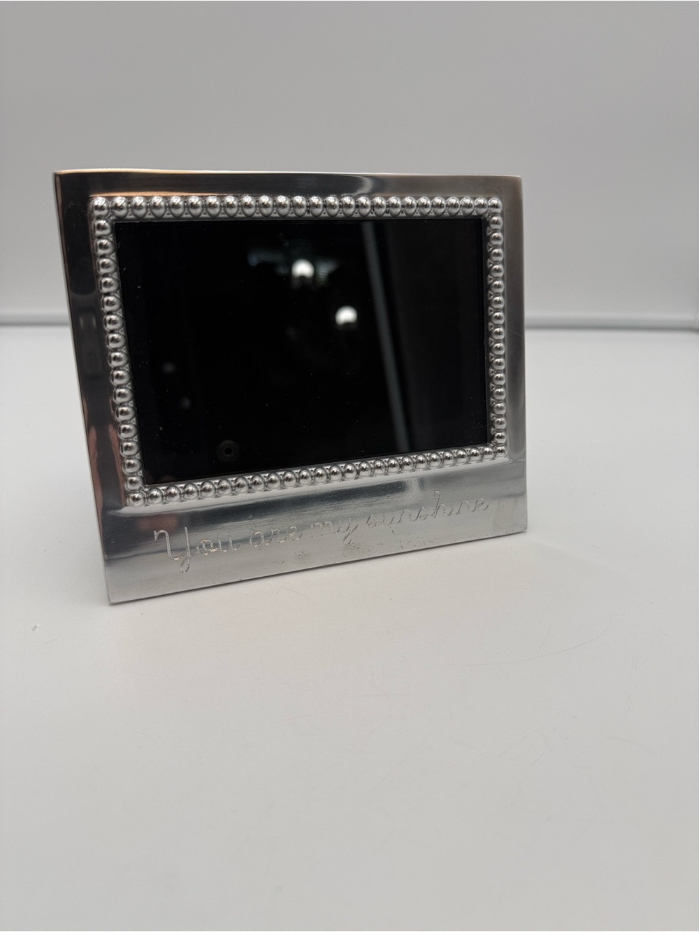Mariposa Silver Beaded Rectangle Picture Frame